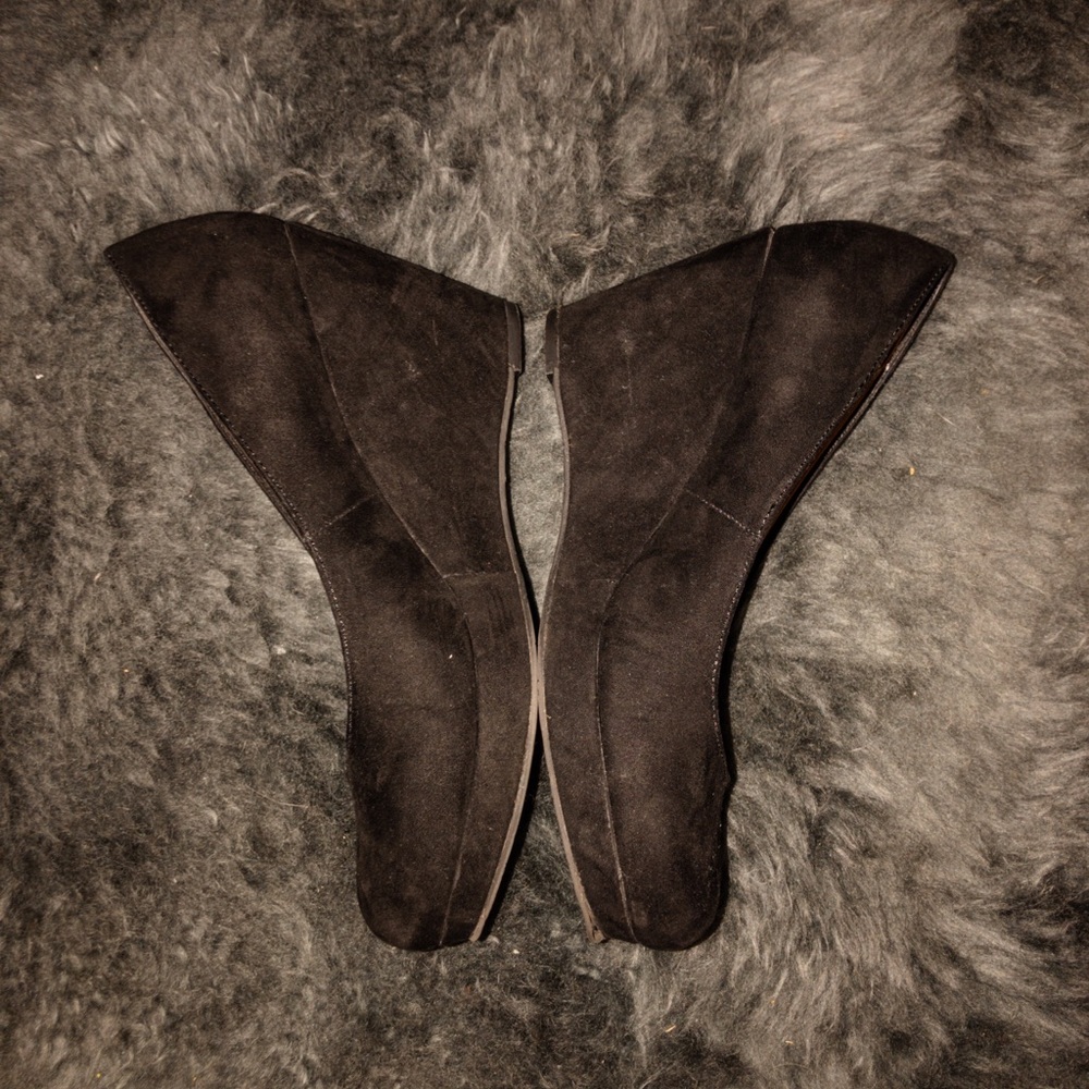 American Rag Black Wedges - Picture 2 of 3